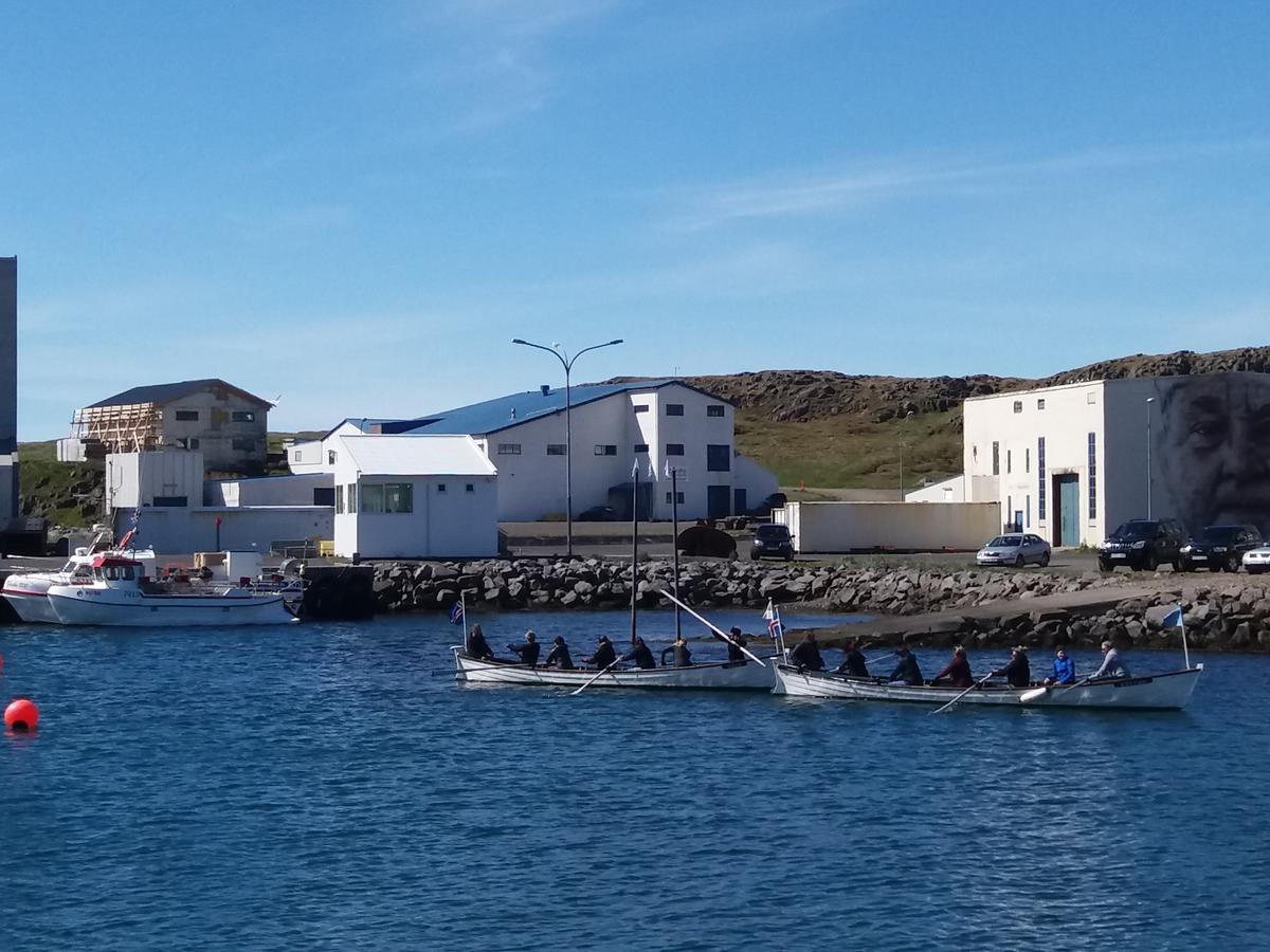 Salthus Guesthouse Skagastrond Bagian luar foto